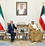 ولي العهد استقبل نائب رئيس مؤسسة الملك في المملكة المت...